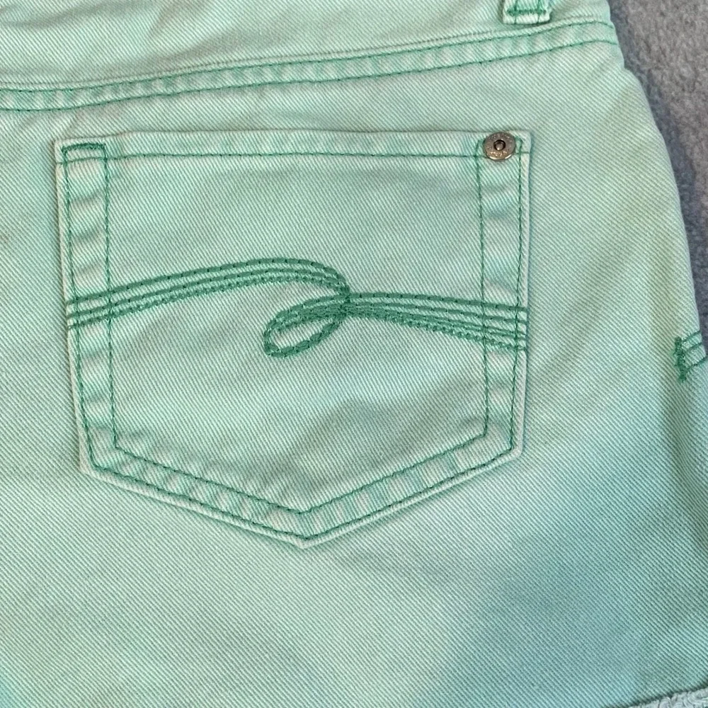 Justice Denim Shorts Kids Girls 12.5 Mint Green Frayed Raw Hem Low Rise EUC